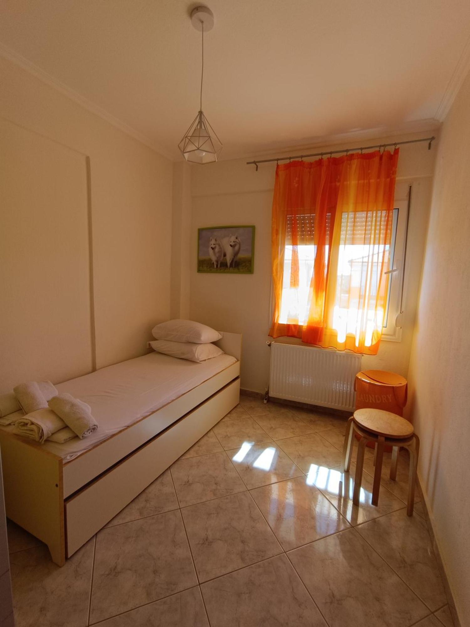 Dimar1 Seaside Apartment Паралия-Дионисиу Экстерьер фото